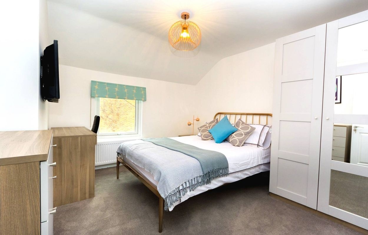 Room in a Shared House, Baker St, RG1