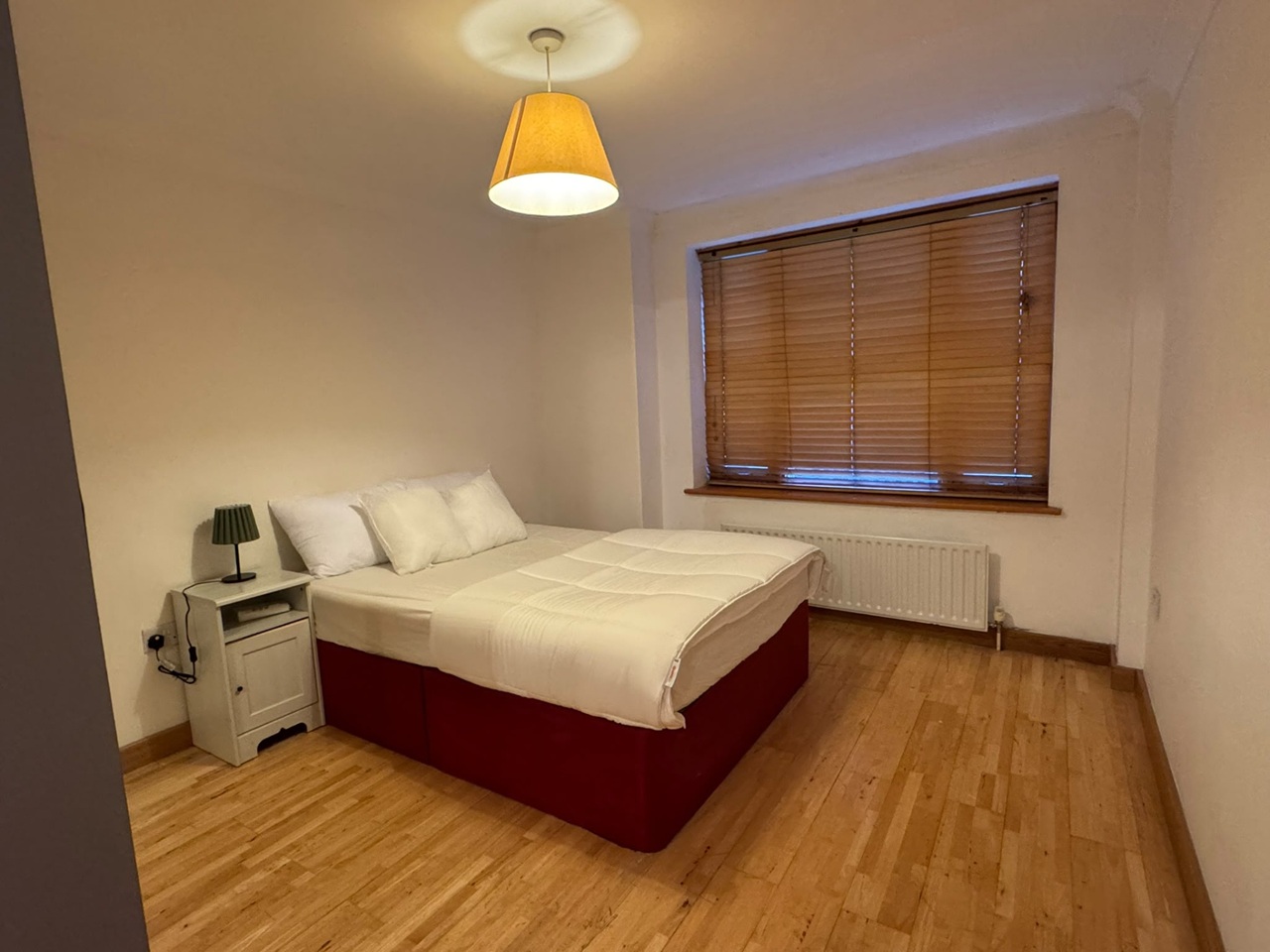 1 Bed Flat, Royal Oak Building, E1 photo 4