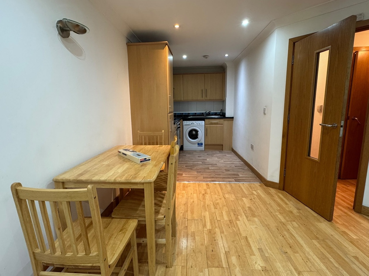 1 Bed Flat, Royal Oak Building, E1 photo 5
