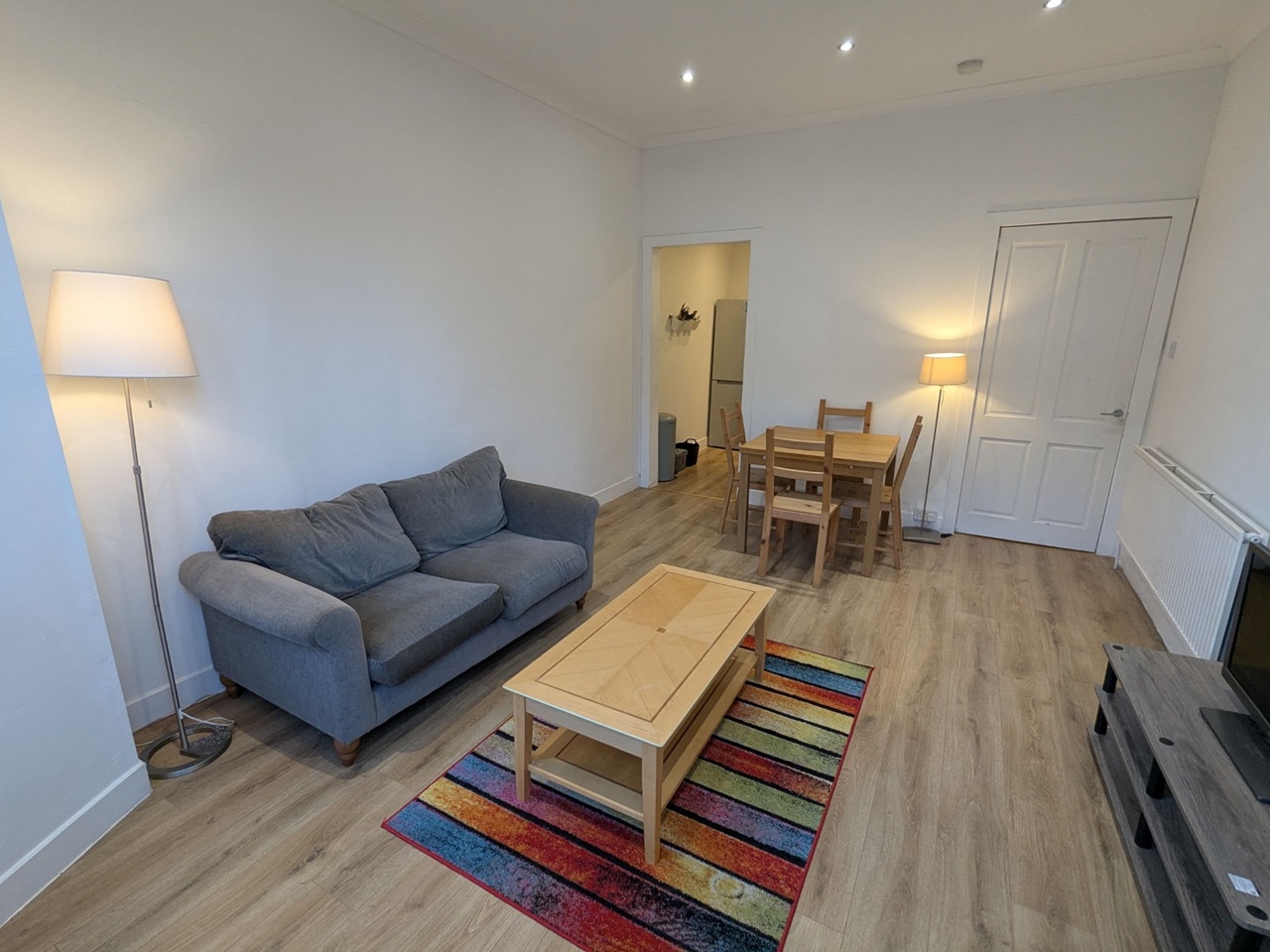 2 Bed Flat, Rhynie Drive, G51 photo 5