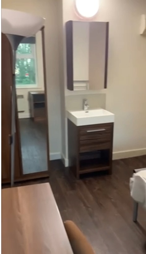 Room in a Shared Flat, St Anns Lane, LS4 photo 4