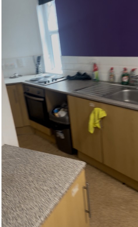Room in a Shared Flat, St Anns Lane, LS4 photo 2