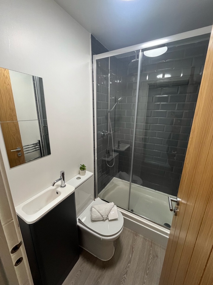 5 Bed Terraced House, Leslie Road, B16