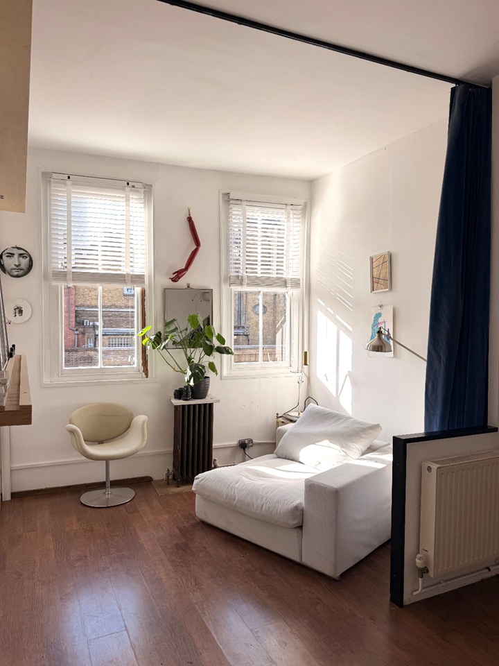 1 Bed Flat, Shoreditch High Street, E1 photo 4