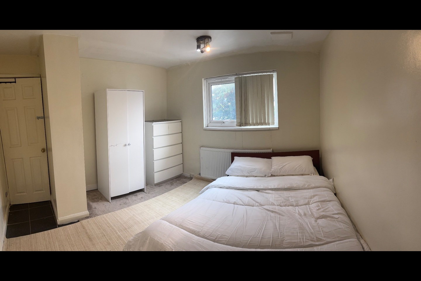 Room in a Shared House, Rectory Grove, B18