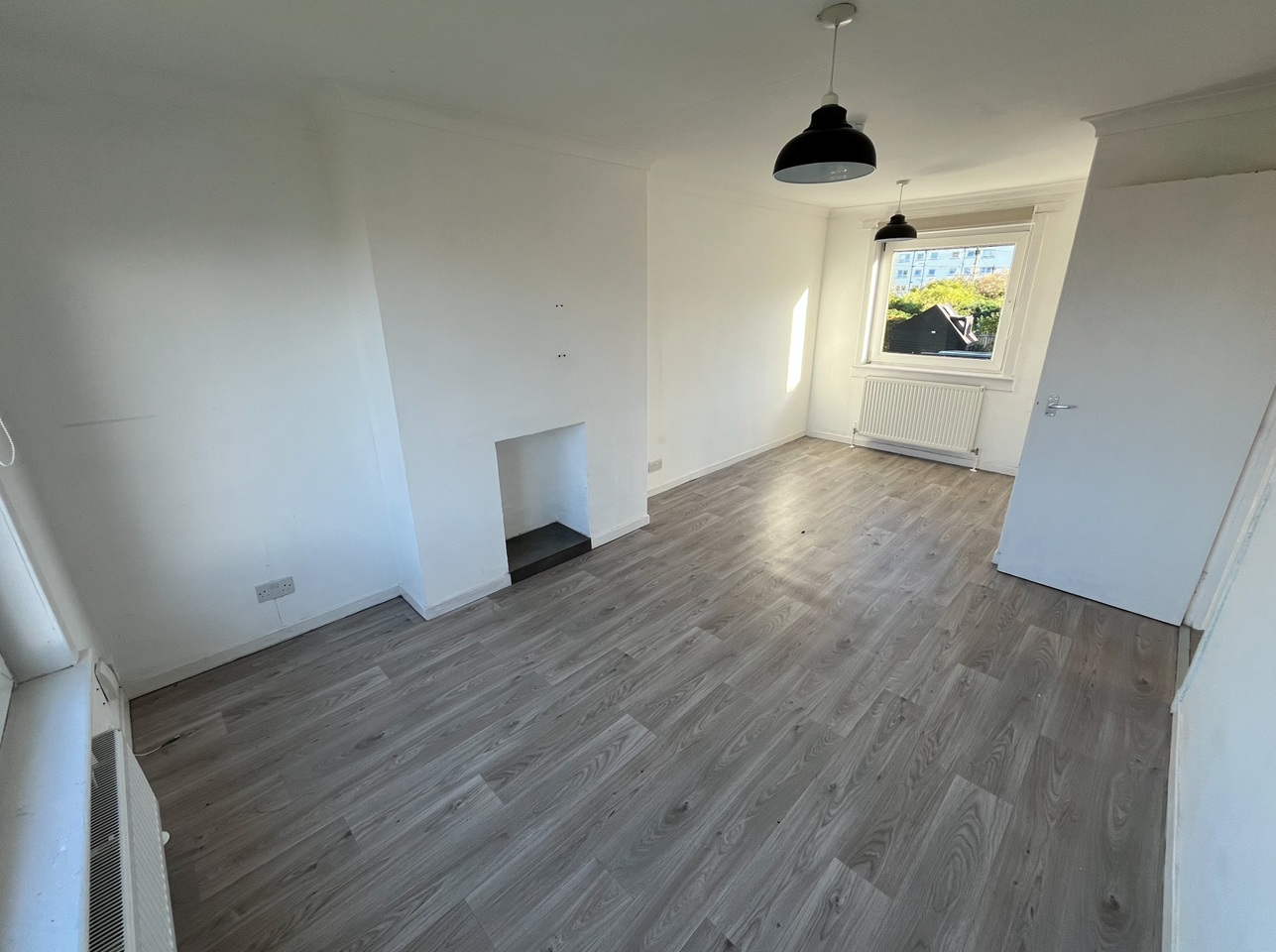 1 Bed Flat, Bailie Terrace, EH15 photo 4