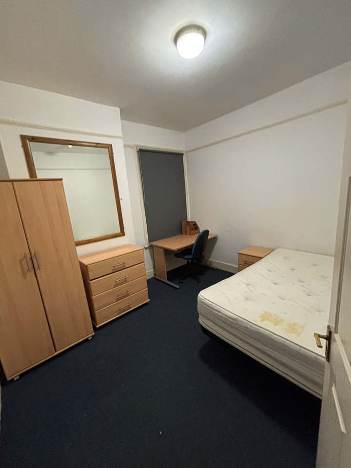 Room in a Shared House, London Road, RG1