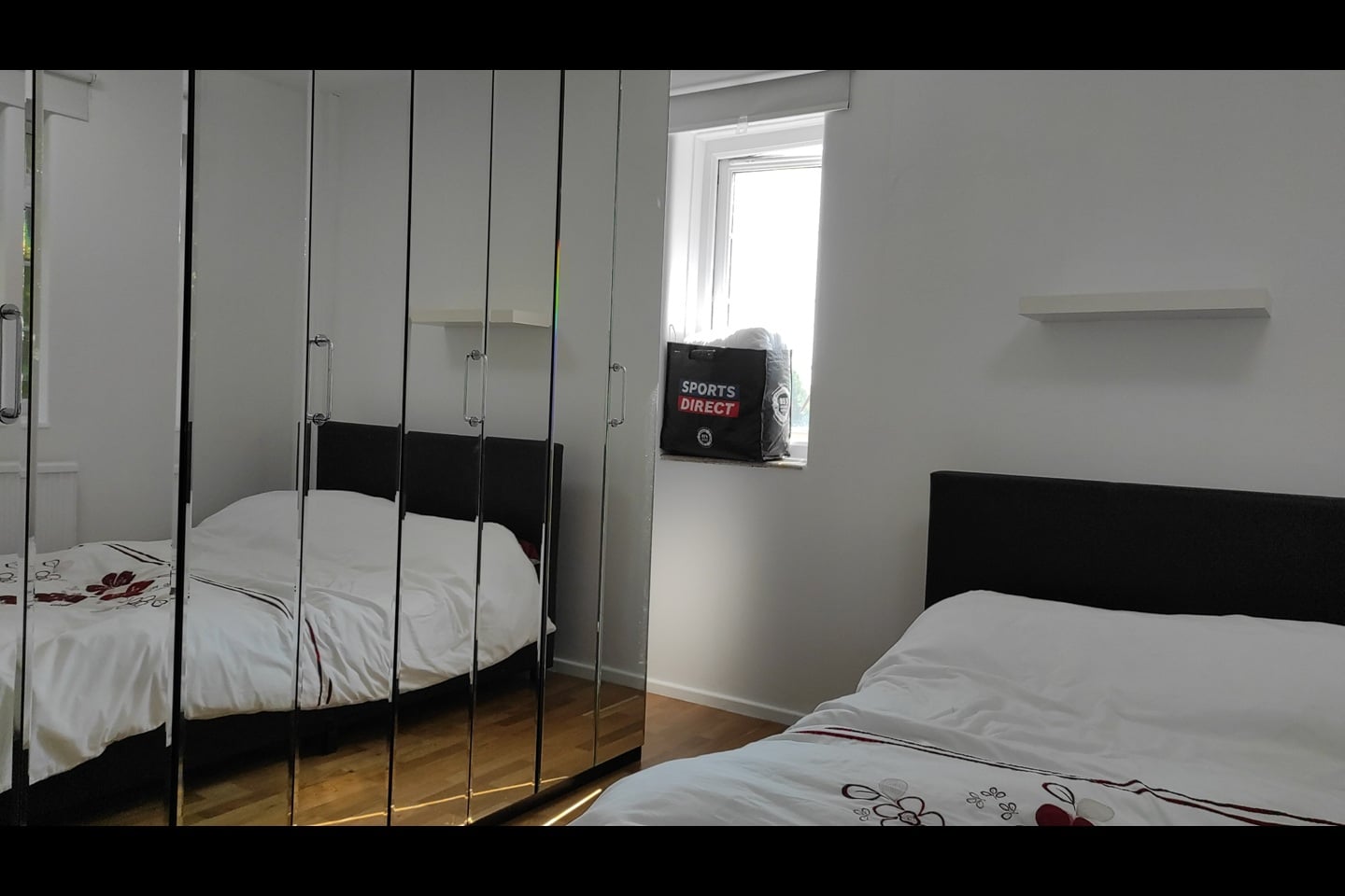3 Bed Flat, Sothend Avenue, M15