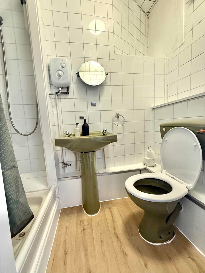 2 Bed Flat, Hill St, G3 photo 3