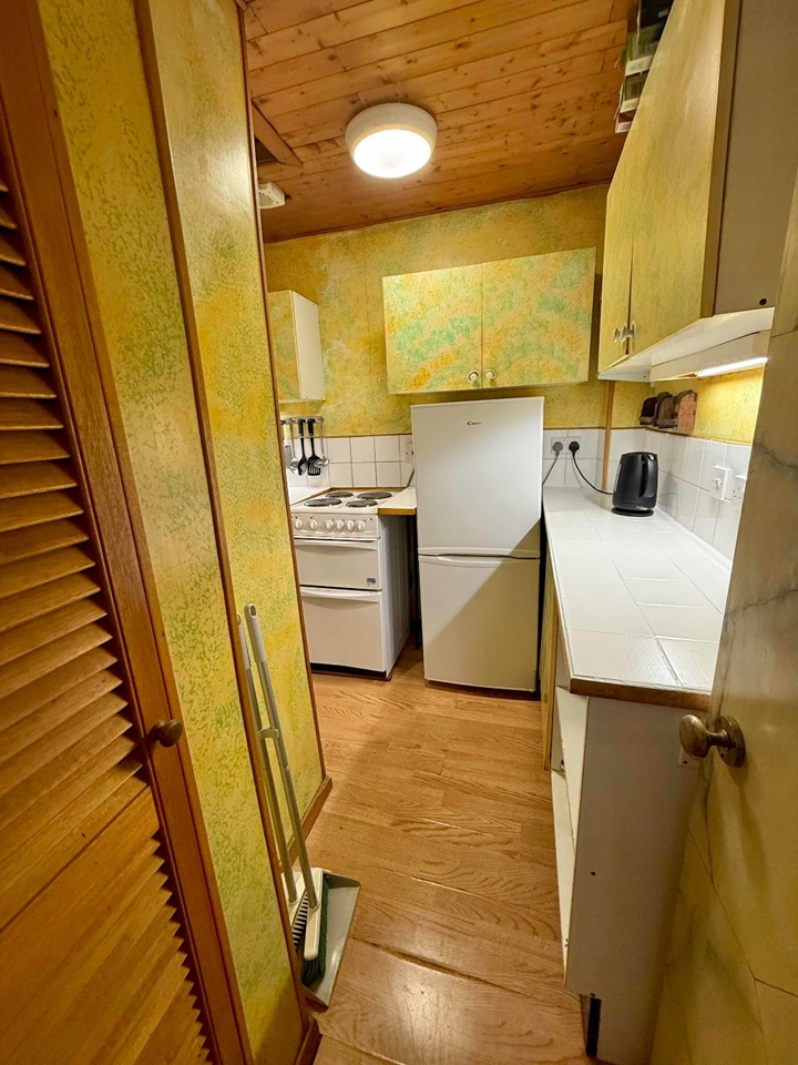 2 Bed Flat, Hill St, G3 photo 4