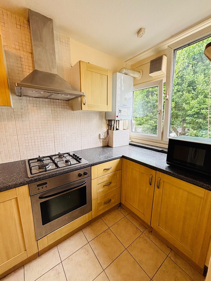 Room in a Shared Flat, Thomas Baines Road, SW11 photo 4