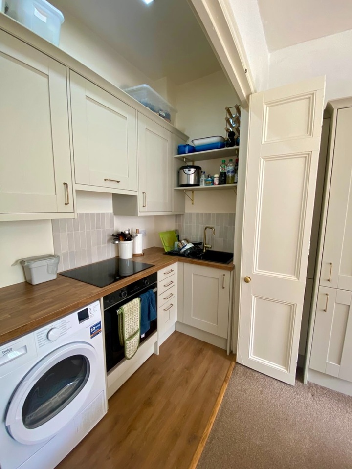 2 Bed Flat, Richborne Terrace, SW8 photo 5