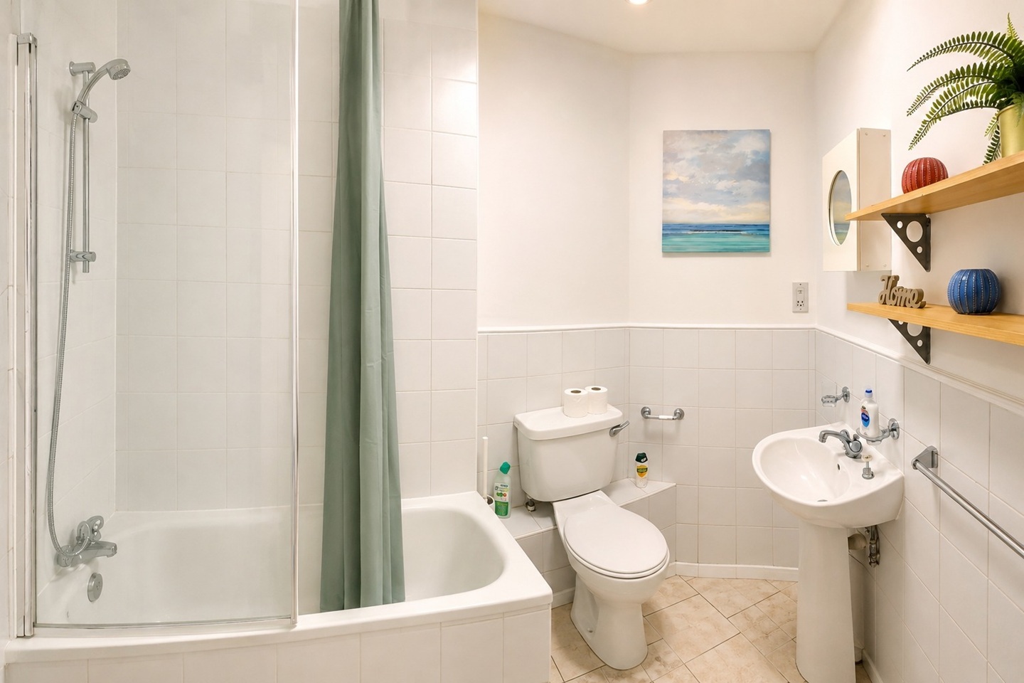 Studio Flat, Holland Park Gardens, W14 photo 2