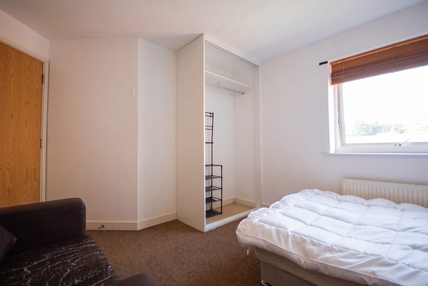 2 Bed Flat, Priory Court, B5 photo 4