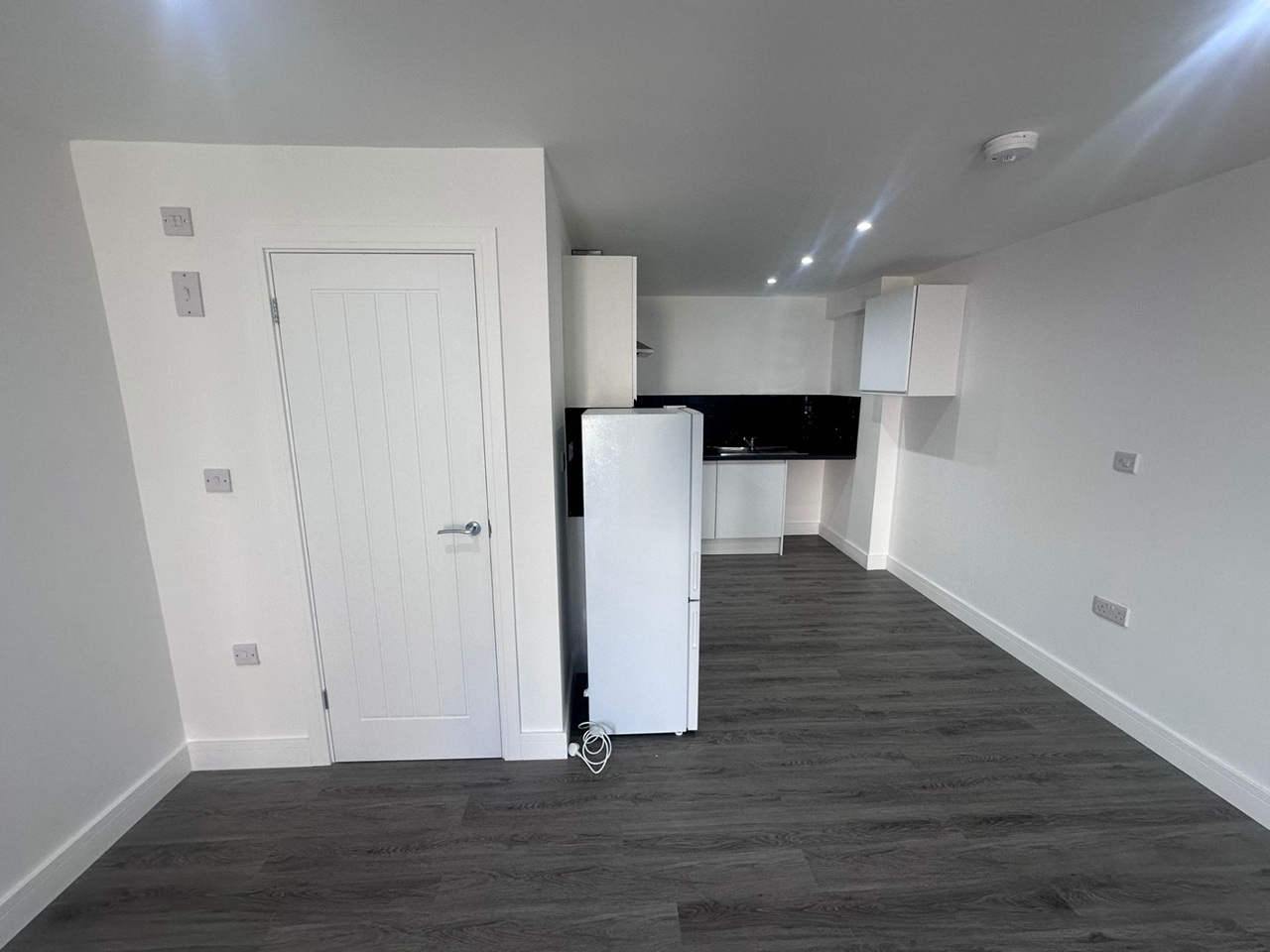 Studio Flat, Shirley Road, SO15 photo 3