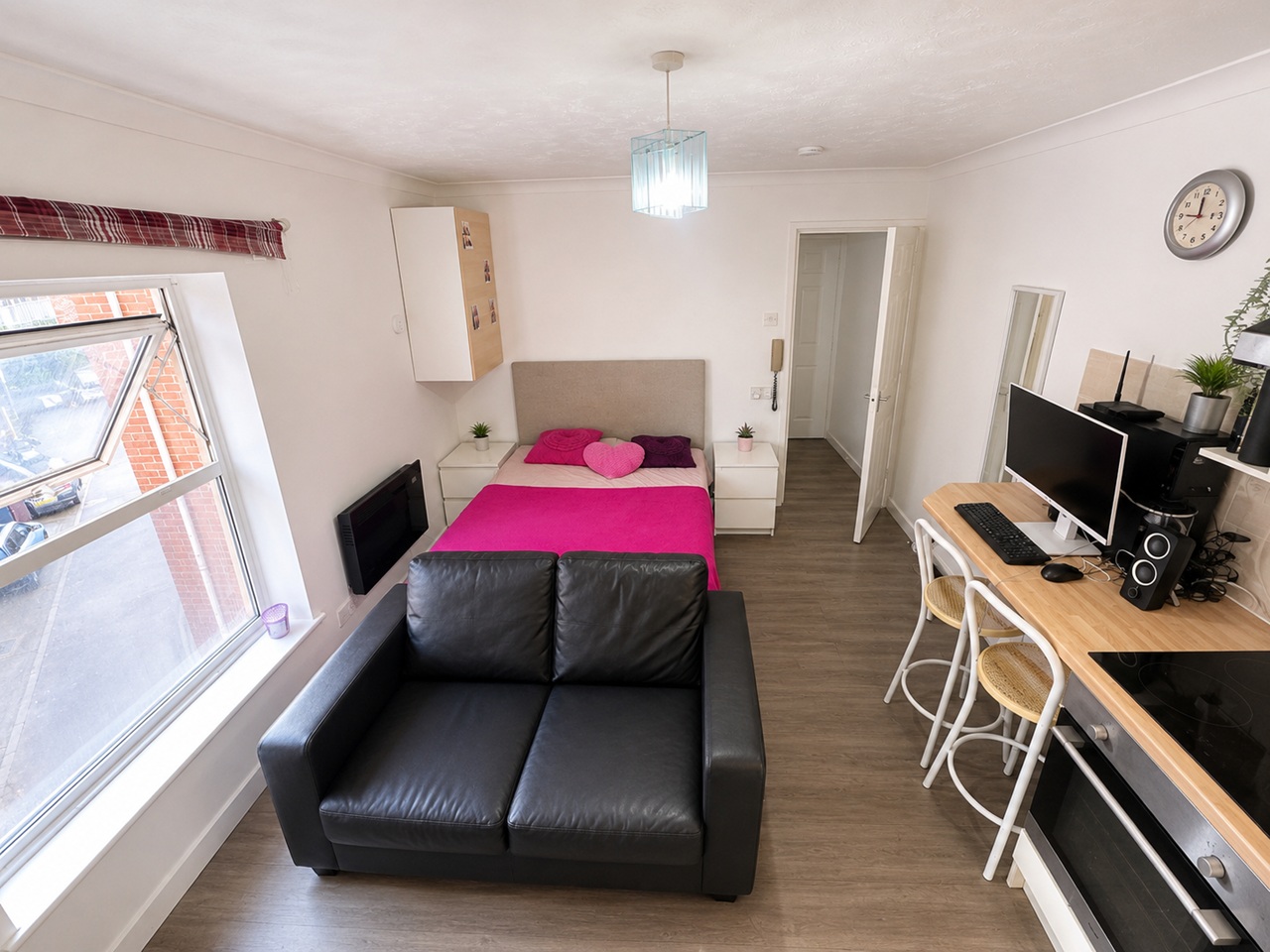 Studio Flat, Bridge Terrace, SO14 photo 3