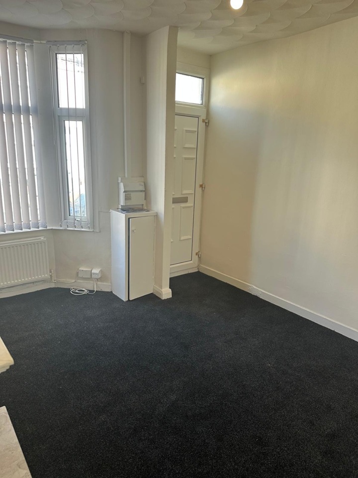 2 Bed Terraced House, Harrowby Road, CH42
