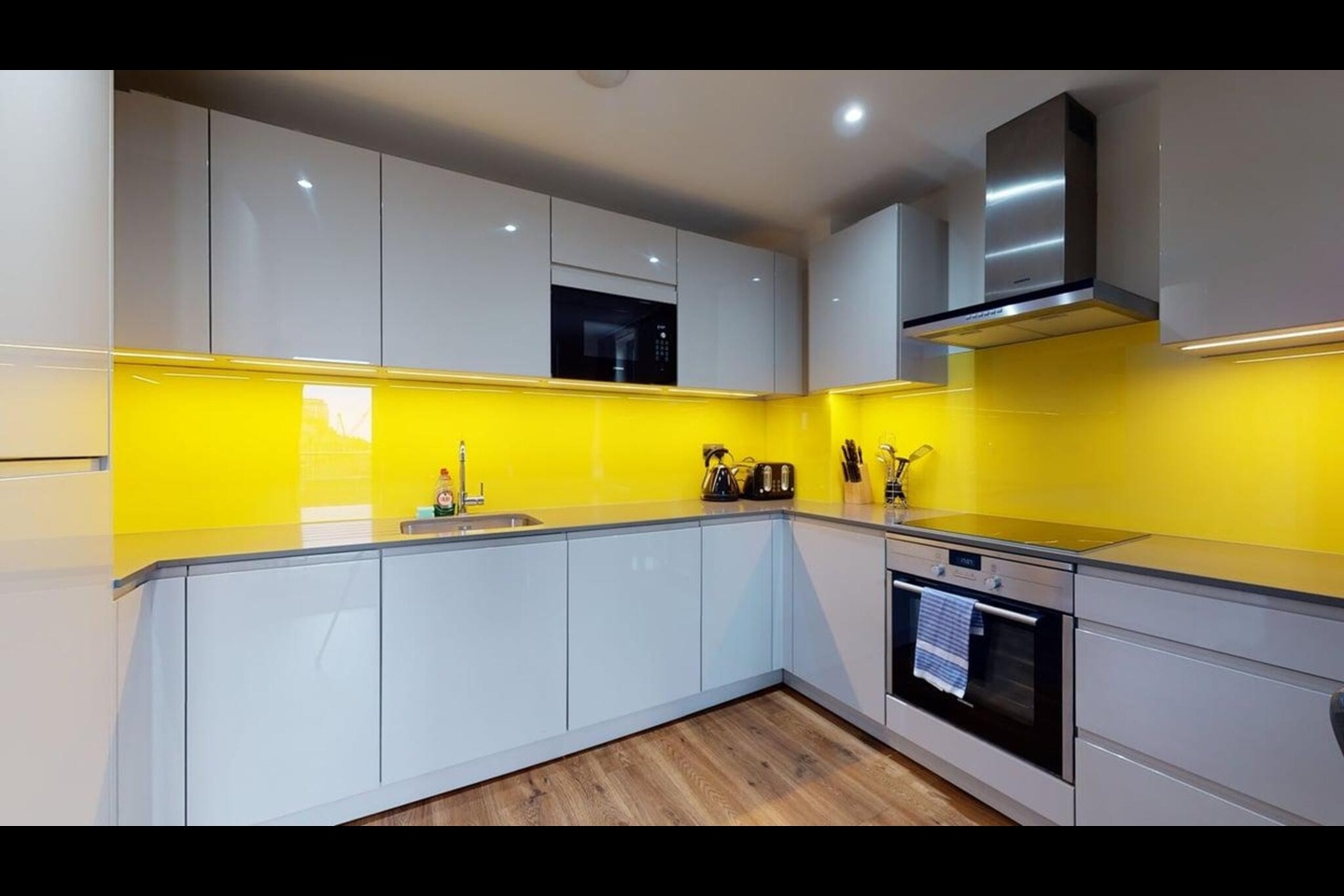 2 Bed Flat, Back Church Lane, E1 photo 2