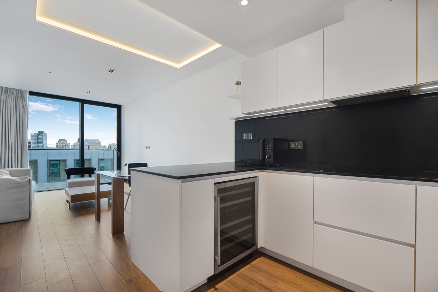 3 Bed Flat, Cashmere House, E1
