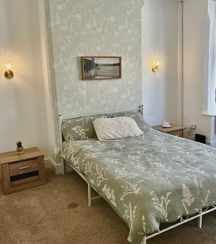Room in a Shared House, Ena Avenue, NG2