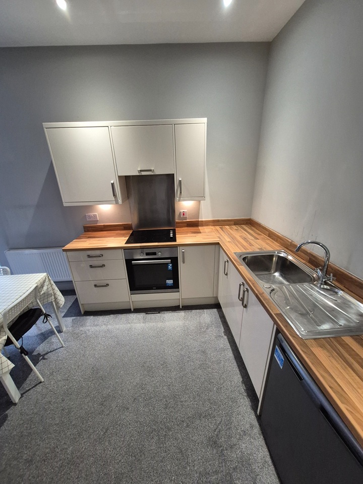 1 Bed Flat, Seel St, L1