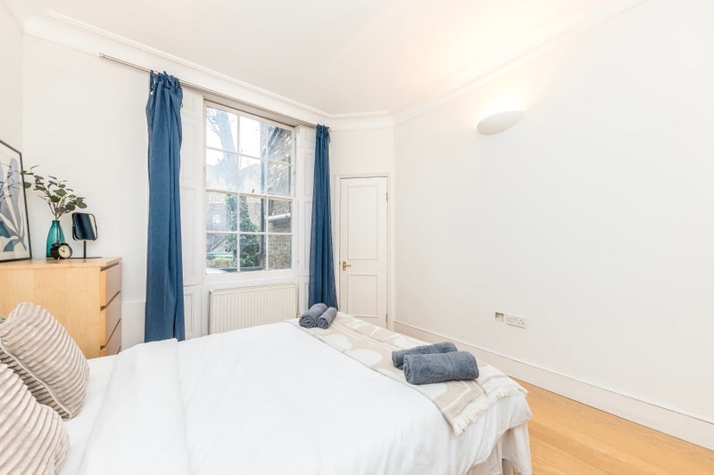 1 Bed Flat, Danbury Street, N1 photo 4