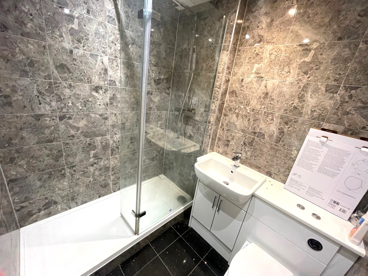 1 Bed Flat, Halifax Road, S6 photo 4
