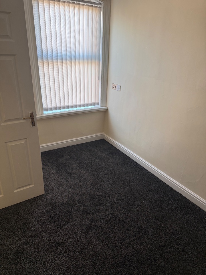 2 Bed End Terrace, Slack Lane, DE22 photo 4