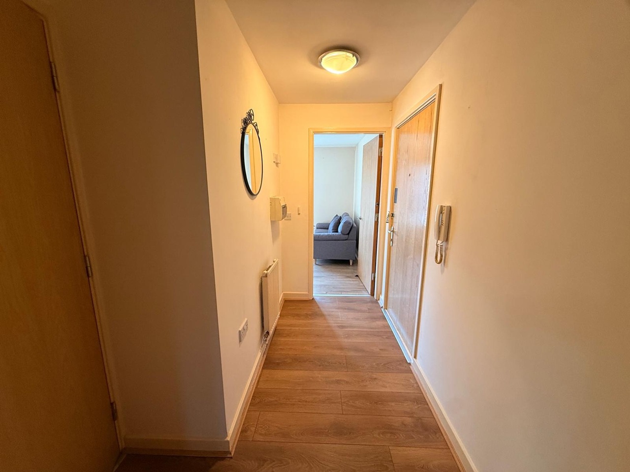 1 Bed Flat, Priory Court, B5 photo 3