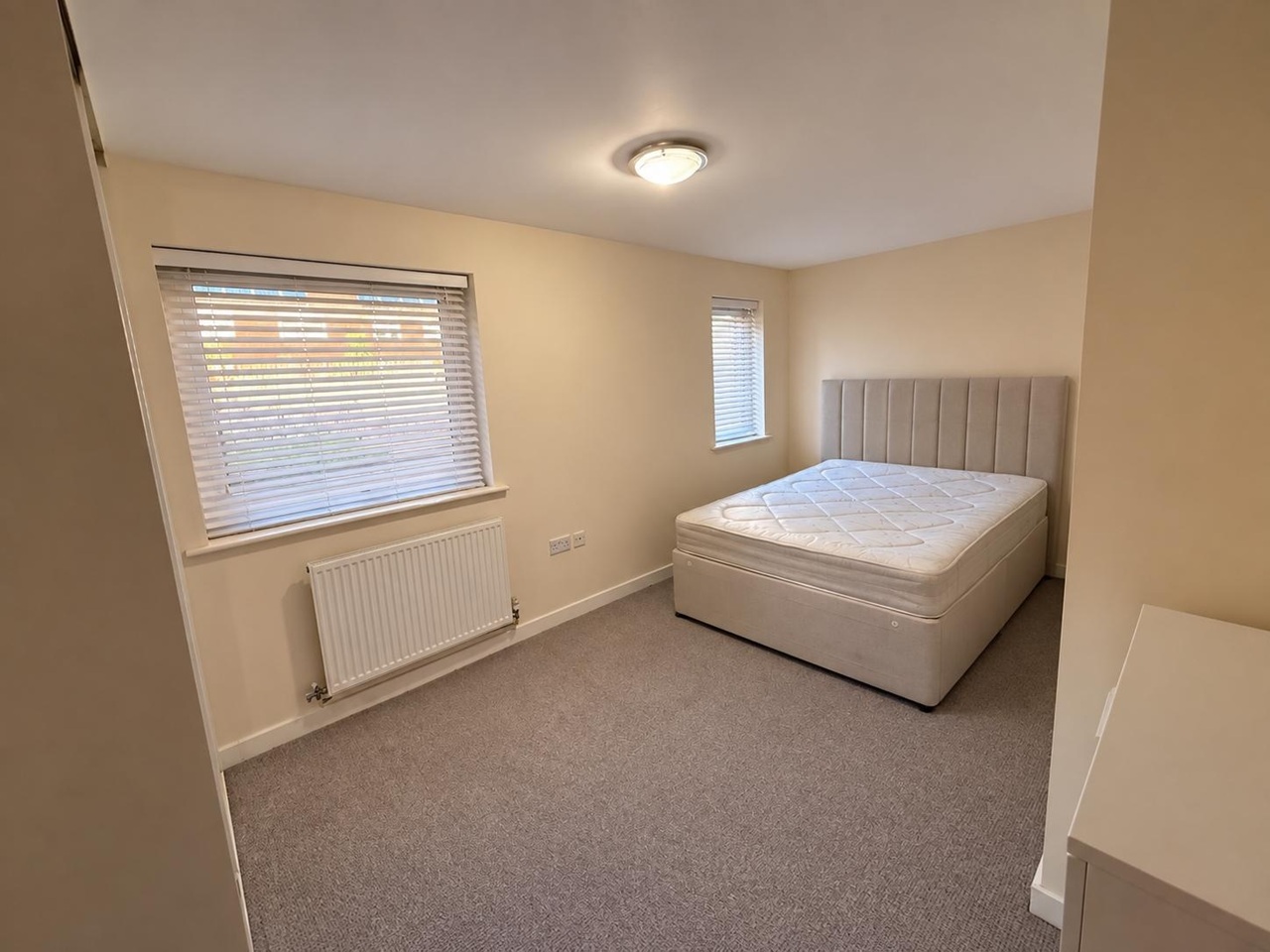 1 Bed Flat, Priory Court, B5 photo 5