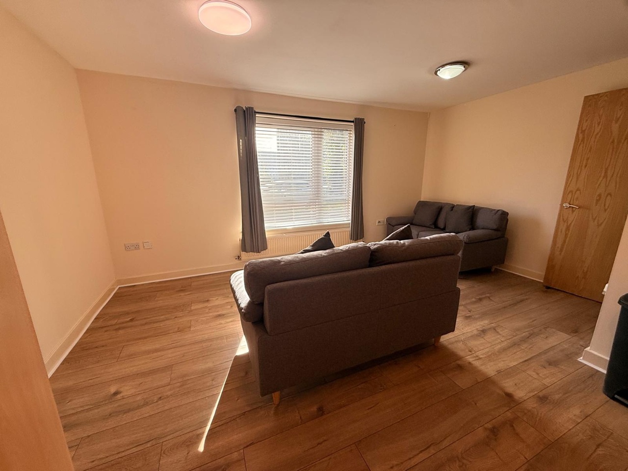 1 Bed Flat, Priory Court, B5 photo 4
