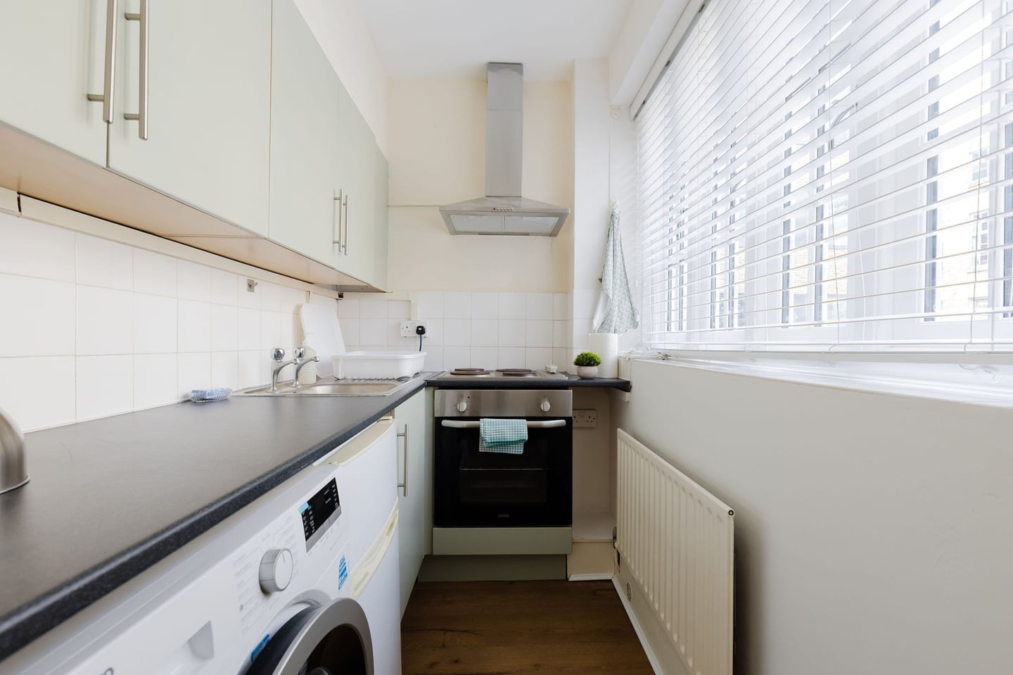 1 Bed Flat, Marshall St, W1F photo 3
