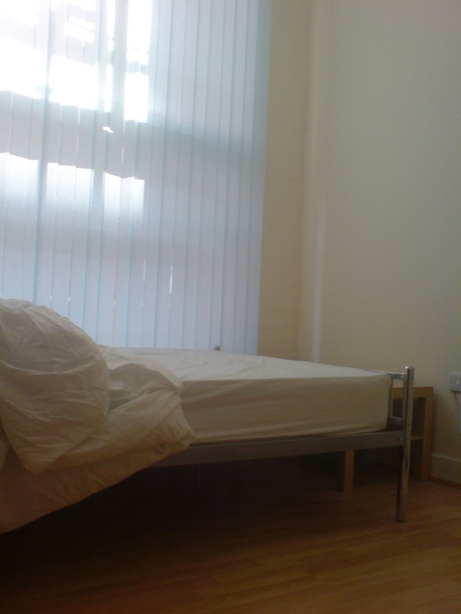 2 Bed Flat, Hartley Road, NG7 photo 4