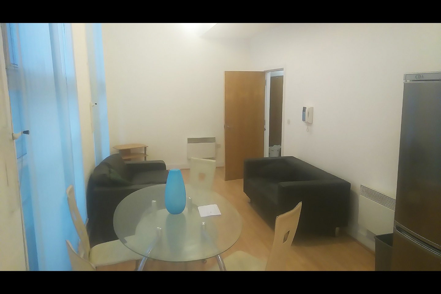 2 Bed Flat, Hartley Road, NG7 photo 2
