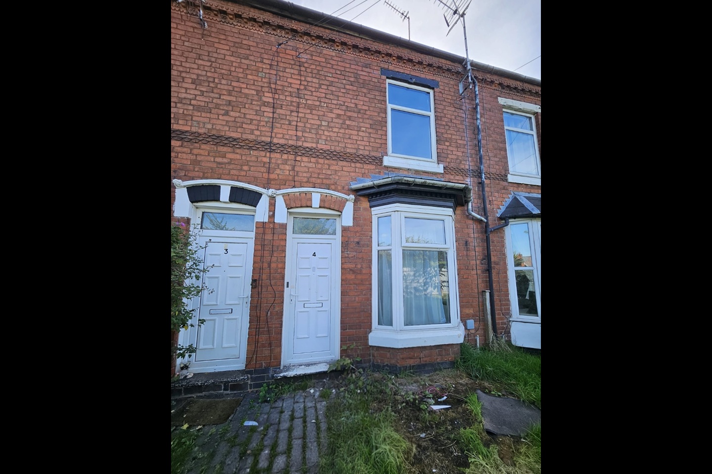 2 Bed Terraced House, Gladys Terrace, B67