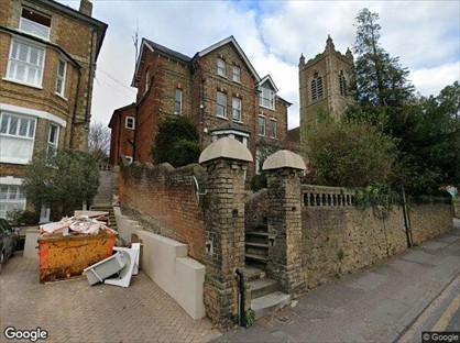 Studio Flat, Waterden Road, GU1