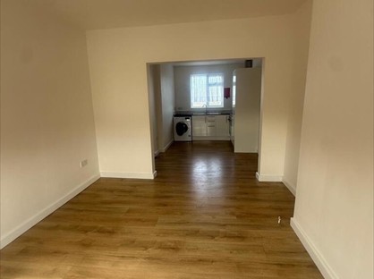 1 Bed Flat, Eastern Avenue, IG2