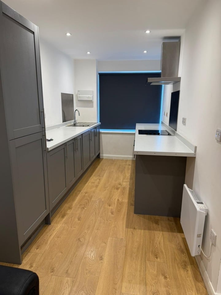 2 Bed Flat, East St, BS3