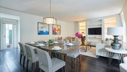 1 Bed Flat, Duke St, W1K