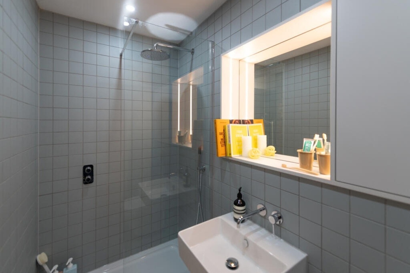 3 Bed Flat, Milton Street, S3 photo 4
