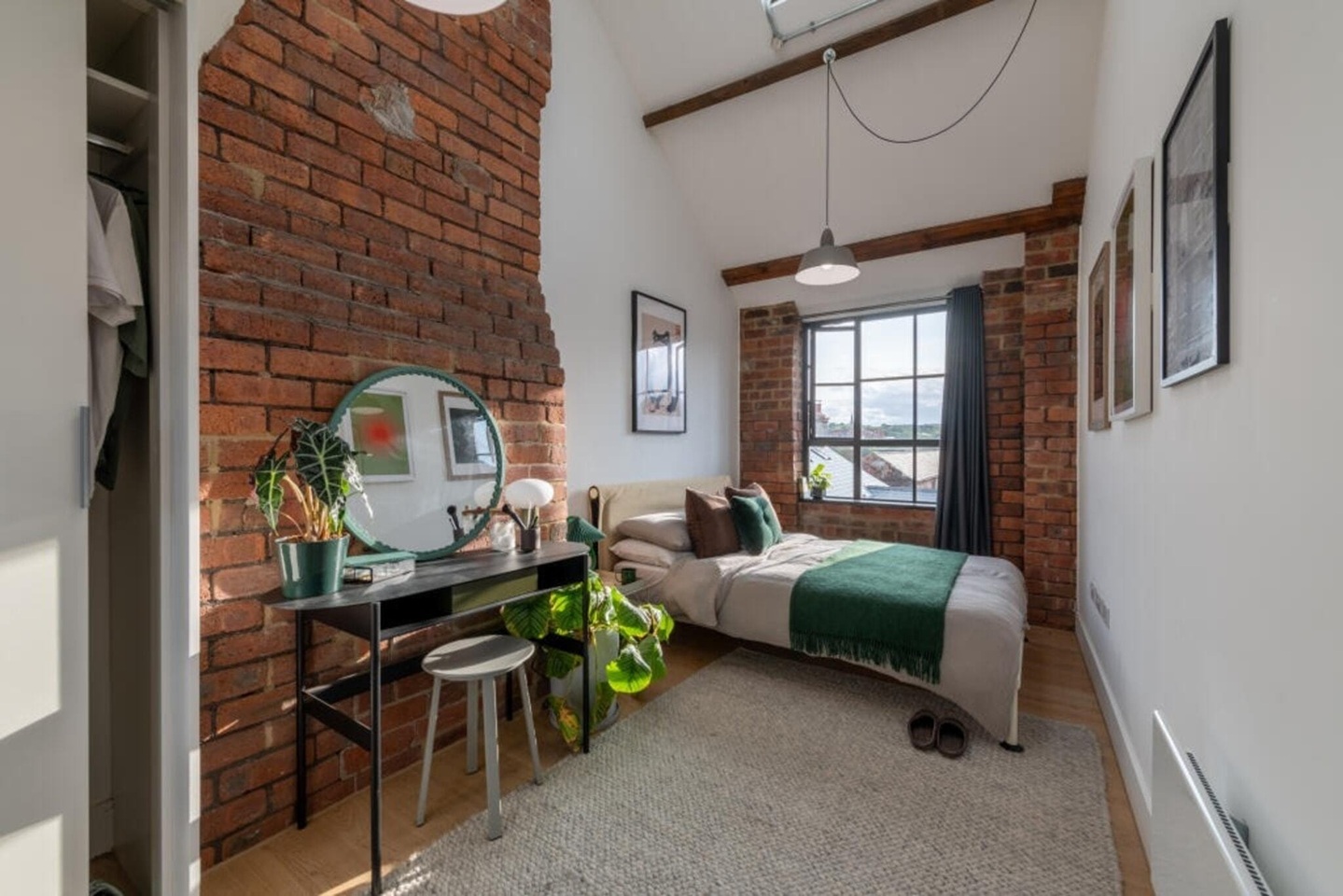 3 Bed Flat, Milton Street, S3 photo 5