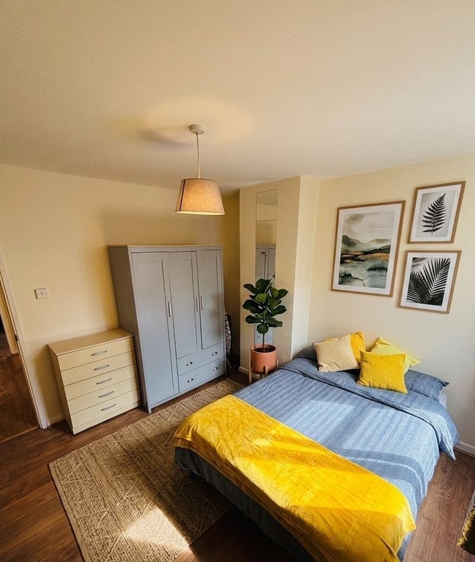 Room in a Shared Flat, Thomas Baines Road, SW11