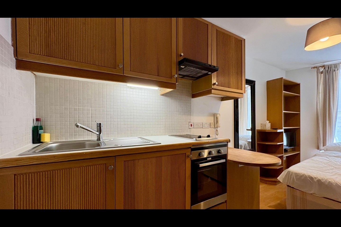 Studio Flat, Cartwright Gardens, WC1H photo 2