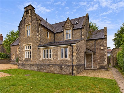 1 Bed Flat, The Old School, BA11