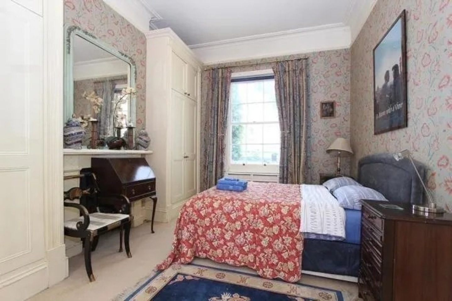 1 Bed Flat, Oakley Street, SW3 photo 3
