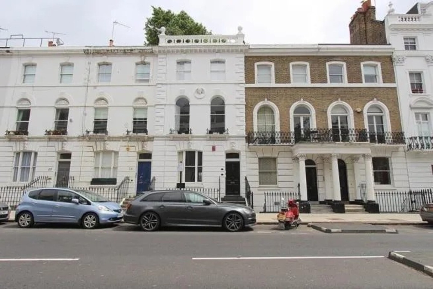 1 Bed Flat, Oakley Street, SW3 photo 5