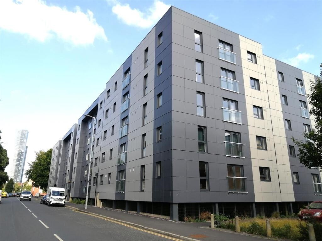 2 Bed Flat, Drawbridge House, M15