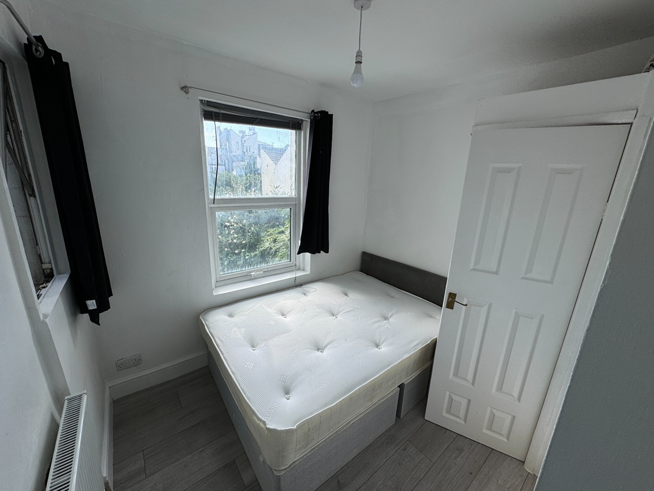 2 Bed Flat, Montpelier Road, BN1 photo 5
