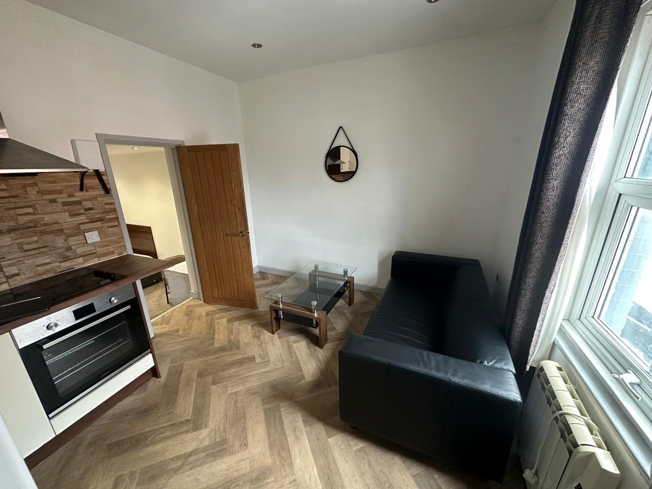 1 Bed Flat, Carey St, RG1 photo 4