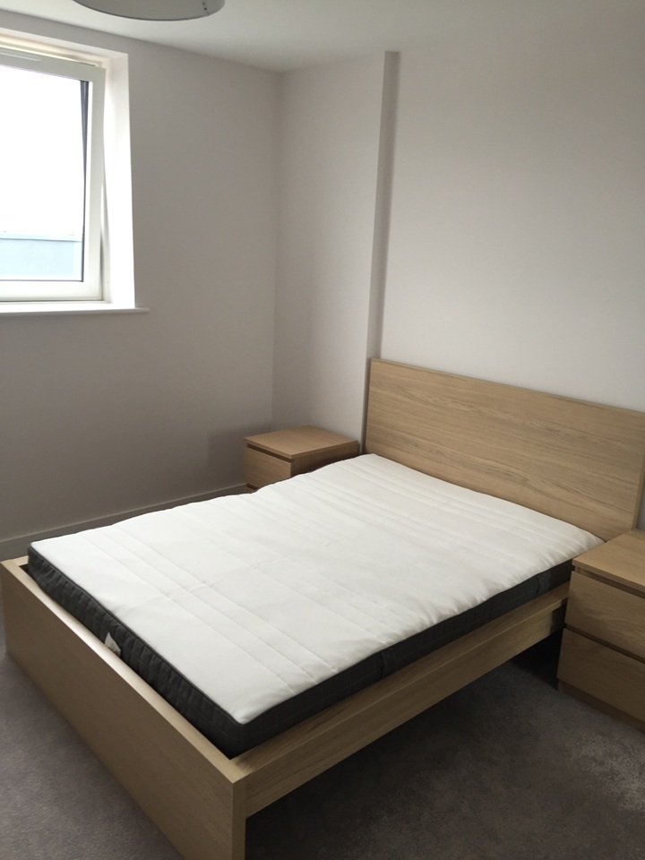 1 Bed Flat, Skylark House, RG2 photo 5